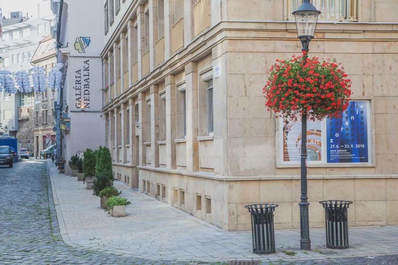 Downtown Pedestrian Zone Apartment Bratislava Exterior foto